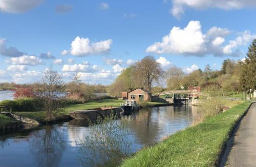 Frise House | Le Moulin de Frise
