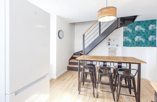 Laval House | Le Movie - Proche gare - 3 chambres