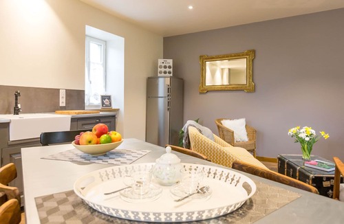 Nantoux House | Le P'tit Pichot Charming Cottage in little wine village 8kms from Beaune