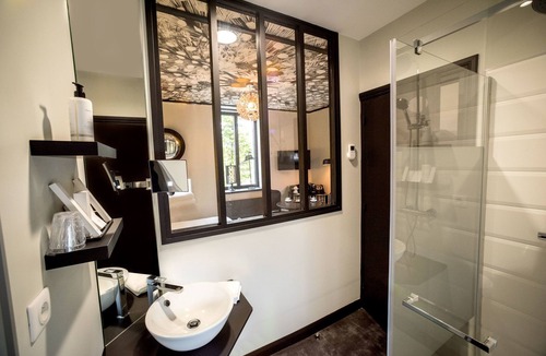 Anzin-Saint-Aubin Bed & Breakfast | Le Pavillon Du Golf D'Arras