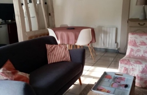 Angiens House | Le Petit Gîte - ERMENOUVILLE