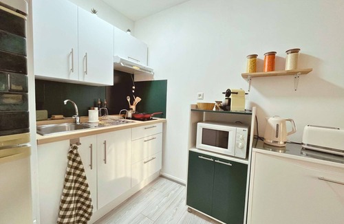 Margny-les-Compiegne Apartment | Le Petit Margny by Your Sweet Loc