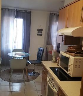 Drancy Apartment | Le plais de la ville historique