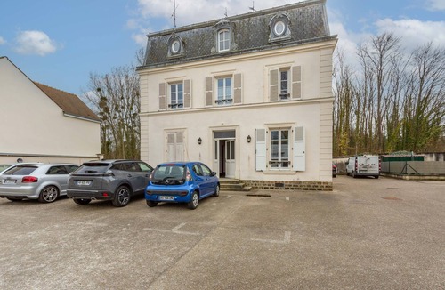 Saint-Vrain Apartment | Le Saint-Caprais - Studio à 30min d'Orly