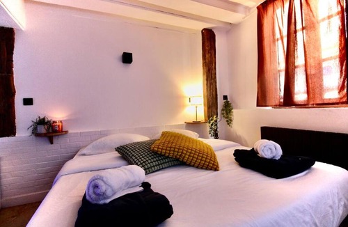 Rouen City Centre Apartment | Le Spa Beauvoisine - Jacuzzi Sauna Rouen centre Free parking