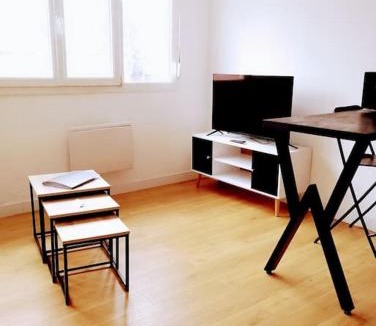 Lens Apartment | Le Studio De Gustave