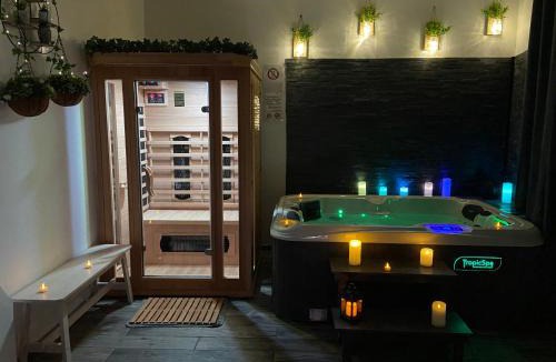 Tricot Apartment | le tricosy jacuzzi et sauna privatif