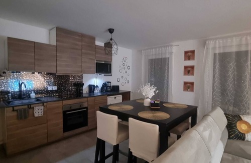 Villeron Apartment | Le Triple 7 D'oziris - T3 Proche CDG et Parc Astérix
