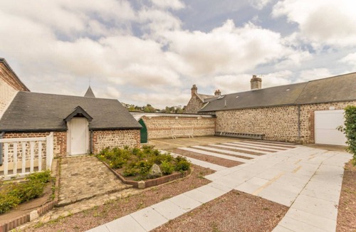 Veules-les-Roses House | Le Vieux Logis-dyane&christian