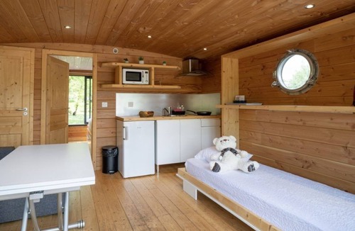 Chamberet RV Rental | Le Village des Monédières - Slowmoov