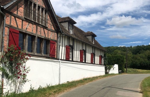 Labosse House | "Le Viverlot" Charming farmhouse on the edge of the village