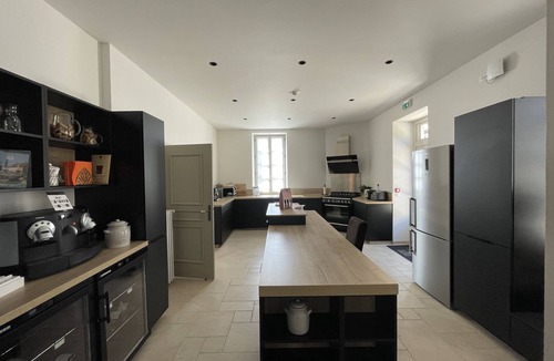 Savigny-les-Beaune Bed & Breakfast | Les Baudes-Double room-Deluxe-Ensuite with Shower-Garden view
