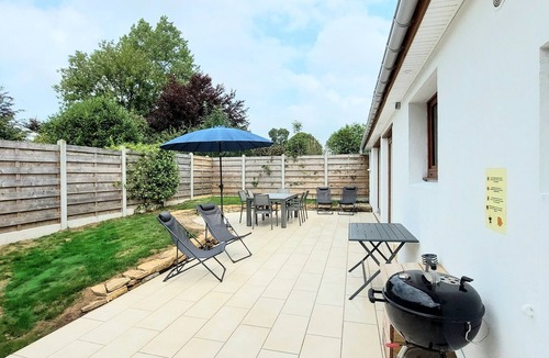 Lacres House | Les Boutons d'Or - Charming gîte, 2 bedrooms, sleeps 7 with large terrace