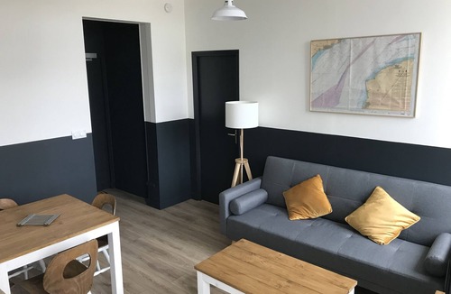 Boulogne-Centre Apartment | Les Cabines du Mirador 4 - Apartment with river view