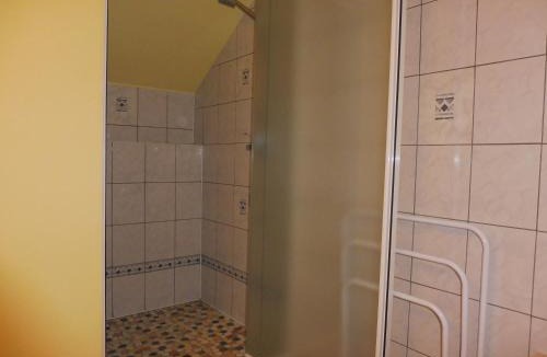 La Chapelle-d'Aligne Bed & Breakfast | les raseries