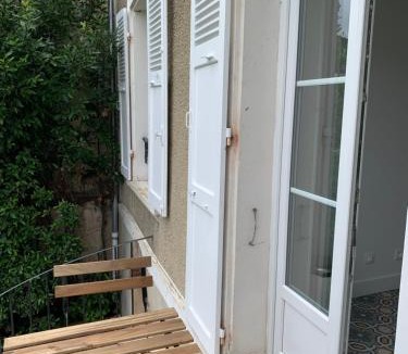 Chateau-Thierry Apartment | Les Remparts de Joussaume Latour