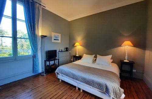 Verneuil-sur-Avre Bed & Breakfast | Les Tuileries du Buisson