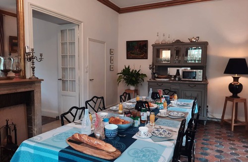 Verneuil-sur-Avre Bed & Breakfast | Les Tuileries du Buisson