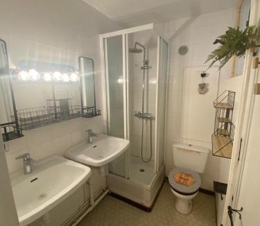 Parc-Nord House | Liberté Room Chambre privée en colocation conviviale !