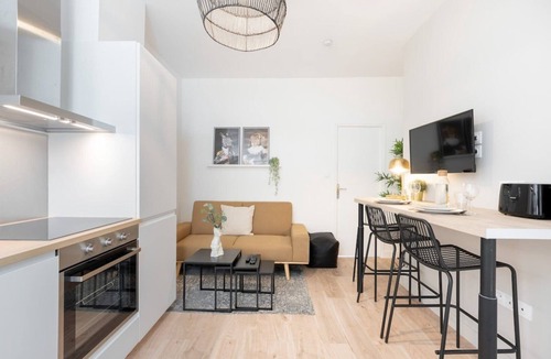 Historic Center Apartment | Lille Centre - 1BR in the heart of Lille!