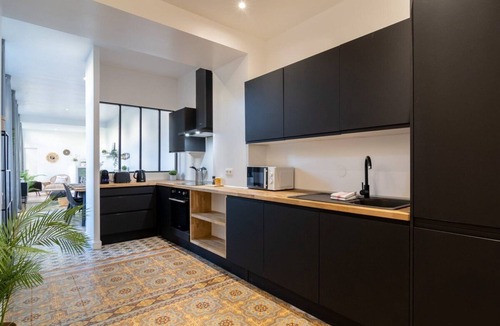 Wazemmes Apartment | Lille Centre - Beautiful apartment with garden !