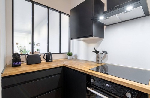 Wazemmes Apartment | Lille Centre - Beautiful apartment with garden !