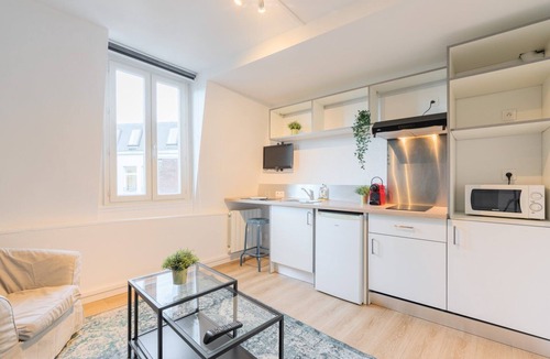 Lille Centre Ville Apartment | Lille Hypercentre/Gares - Beautiful duplex!