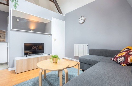 Lille-Moulins Apartment | Lille proche Wazemmes/Jb Lebas - 2 bed apartment