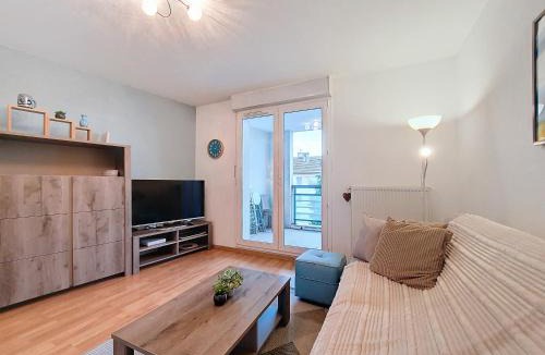 Lingolsheim Apartment | Lingo104 - Confort - Proche centre ville - Transports en communs