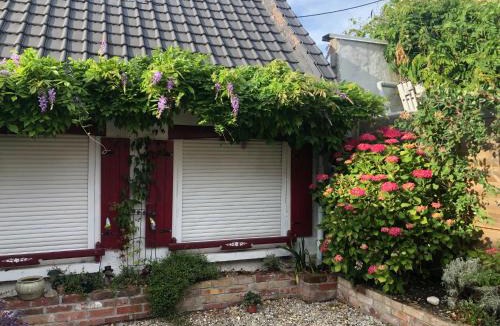 Sainghin-en-Melantois House | Little Home