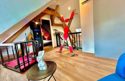 Pont-sur-Yonne Apartment | loft des désirs hammam, jacuzzi