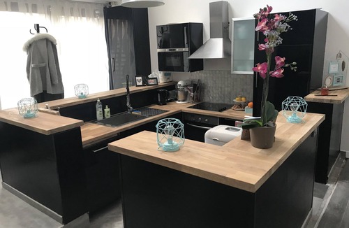 Templemars Condo | LOFT direct access to Lille hypercentre, 24/7 entry