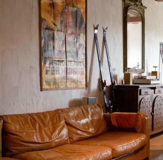 Brechamps Apartment | Loft industriel aux Grands Moulins de Ruffin