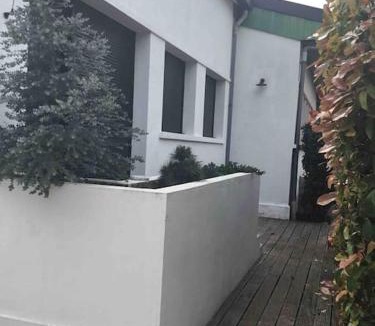 Athis-Mons Apartment | Loft-Maison de ville-Parking-Famille Pas de fête