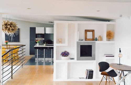 Margny-les-Compiegne Boat Rental | Loft on the water in the center of Compiegne