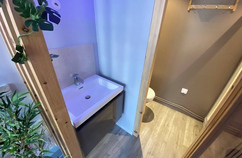 Onnaing Apartment | Logement Avec Espace Balneo, Onnaing Proche Toyota