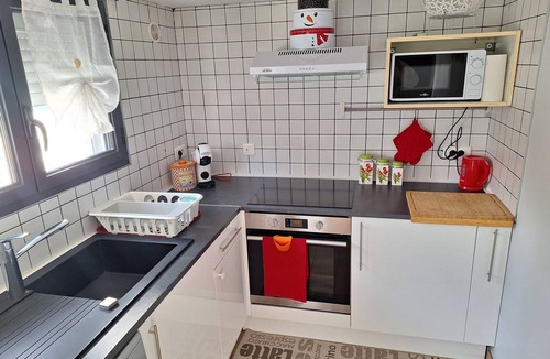 Tremblay-en-France Apartment | Logement Entier f3