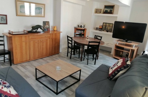 Courtenay Apartment | logement entier paisible ,central, et confortable