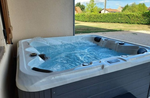 Toutenant House | Longère 15 Places Avec Piscine et Jacuzzi