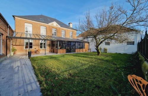 Arneke House | Louez une Maison de Maître pour 11 Pers. à Arneke - Jardin, WiFi et Proche Commerces - FR-1-510-219