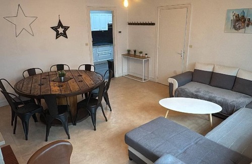 Boulogne-sur-Mer Apartment | Louis cœur de ville with games room and spa