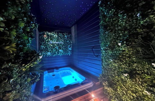 Eletot House | Love room in Normandy: Le carré d'or