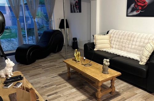 Champigny House | Love room La Maison des Plaisirs