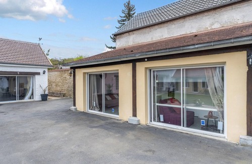 Amblainville Apartment | Lovely apartment in Amblainville