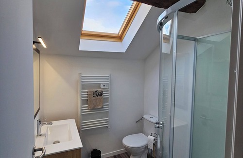Decize Apartment | Lovely attic apartment a few steps from the town center