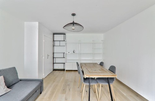 Quartier Sainte-Marguerite Apartment | Luxurious 1 Bedroom Bastille Charonne Free Netflix
