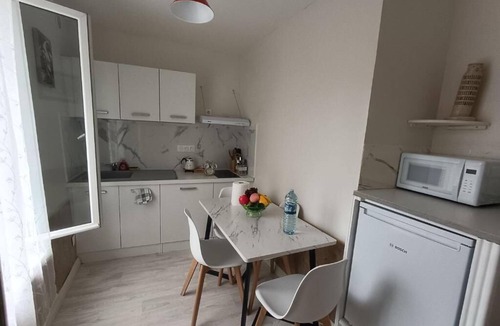 Provins Apartment | Luxury T2/Luxury apartment 2 steps from the medieval town of Provins