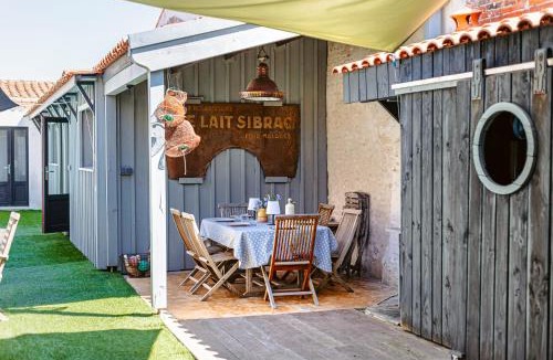 Le Chateau-d'Oleron House | Maison 4 chambres avec piscine