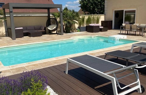 Arnouville-les-Mantes House | Maison Avec Piscine 3,5x7x1,2m et Jardin, 45min Paris