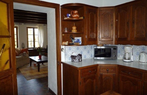 Saacy-sur-Marne House | Maison Briarde sleeps 6, heated pool, private garden, private parking